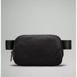 Lululemon belt bag 1L